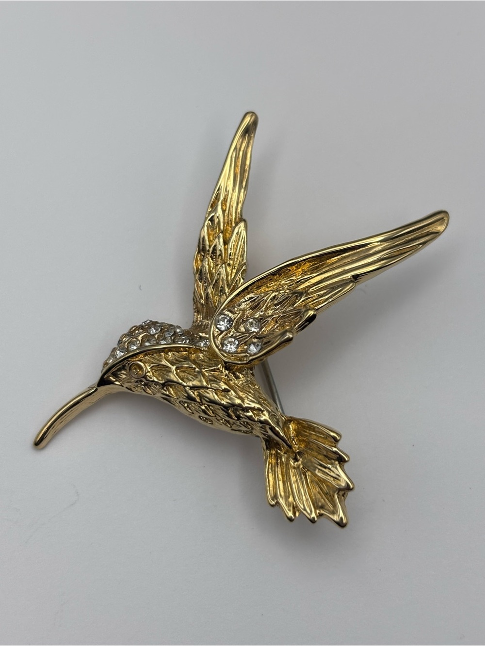 Vintage Gold Tone Rhinestone Hummingbird Brooch - Picture 2 of 12